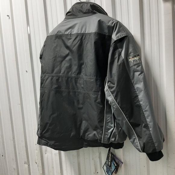 Man's winter jacket - Picture 4 of 10
